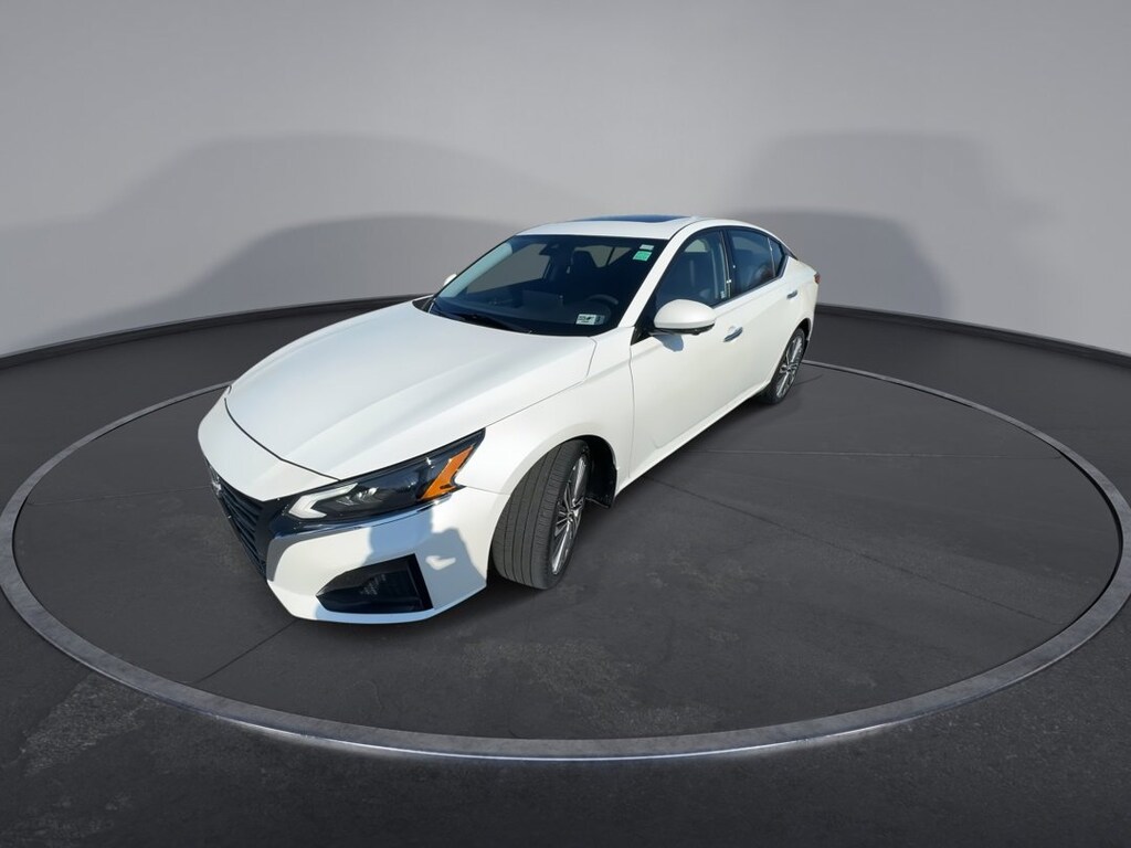 Used 2024 Nissan Altima 2.5 SL Sedan