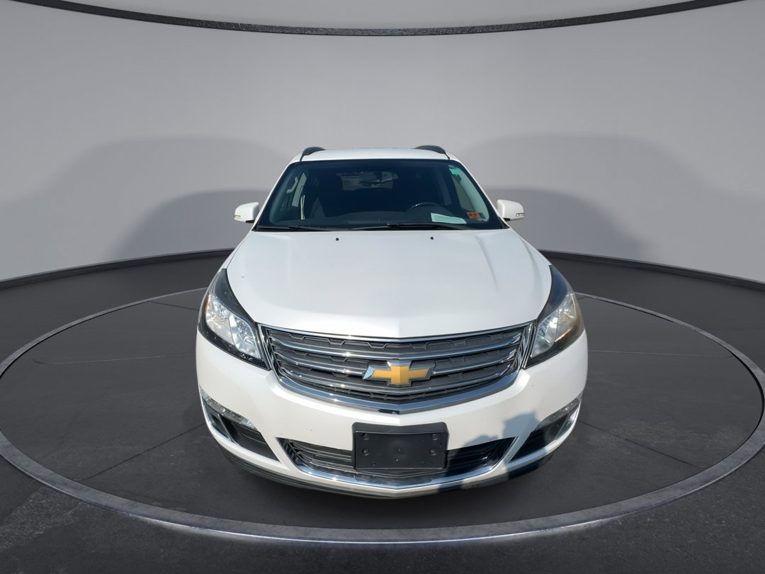 2017 Chevrolet Traverse 1LT photo 3