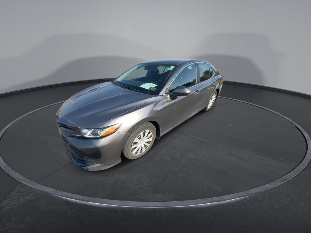 2020 Toyota Camry Hybrid LE photo 4