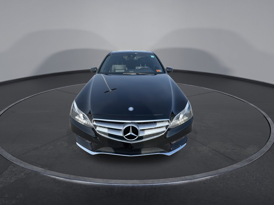 2014 Mercedes Benz E 4MATIC photo 3