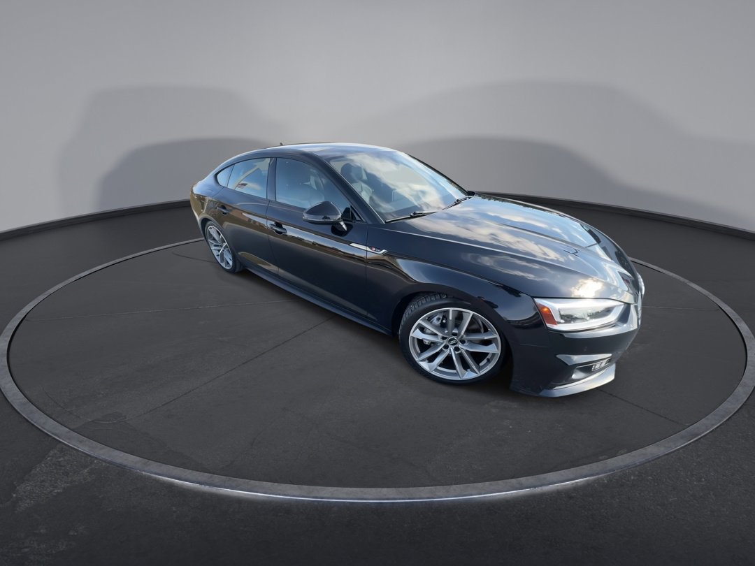 2019 Audi A5 Prestige 45 TFSI Quattro photo 2