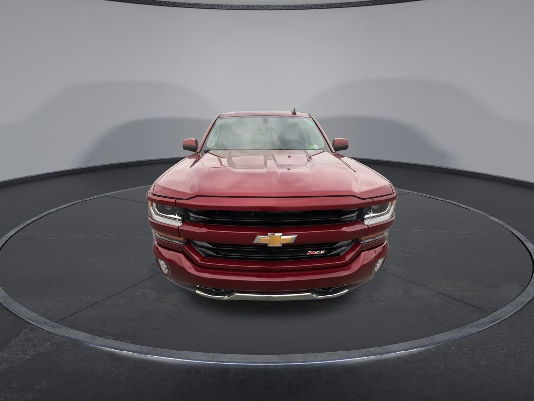 2016 Chevrolet Silverado 1500 LT photo 2