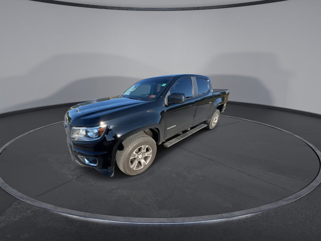 2017 Chevrolet Colorado Z71 photo 3