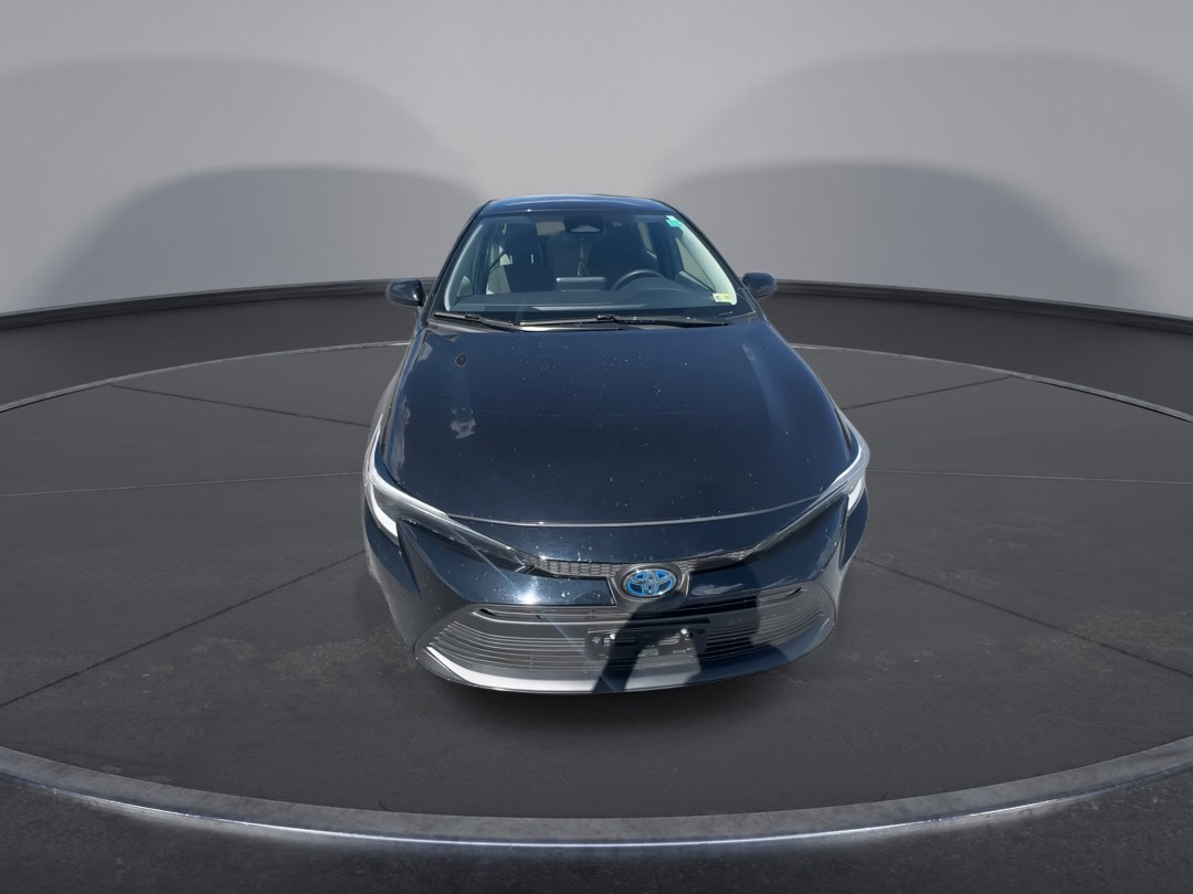 2024 Toyota Corolla LE photo 3