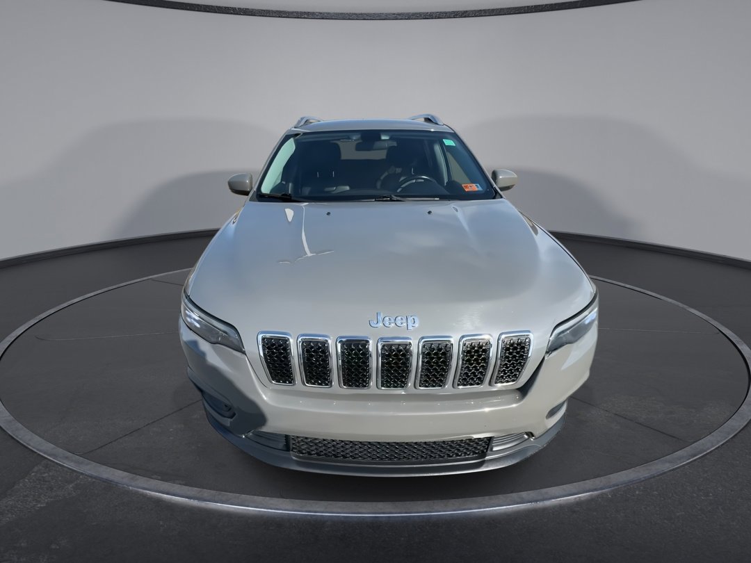 2020 Jeep Cherokee Latitude photo 2