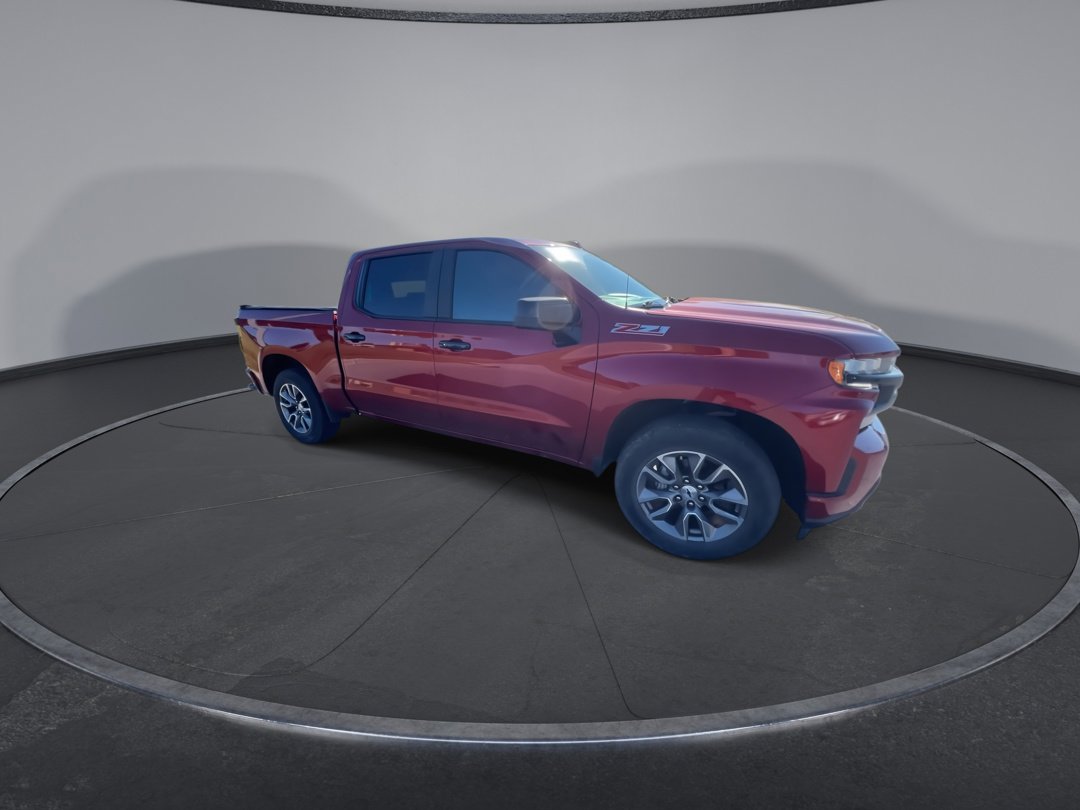 2021 Chevrolet Silverado 1500 RST photo 2