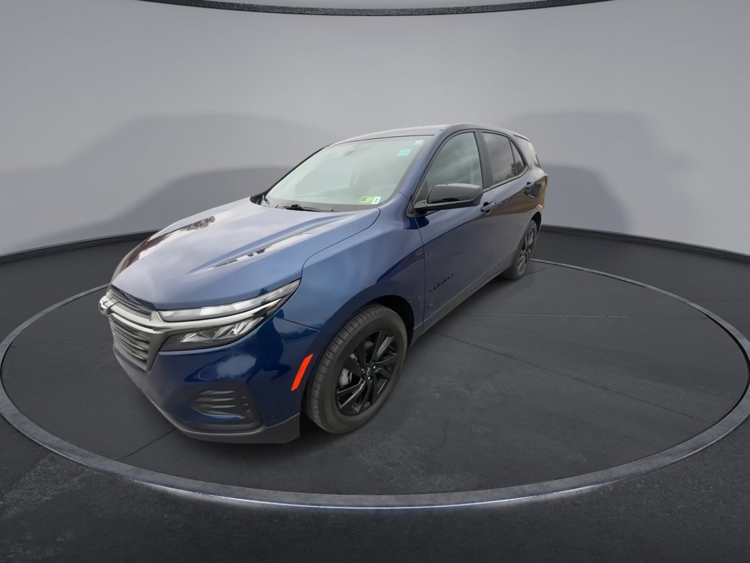 2023 Chevrolet Equinox LS photo 4