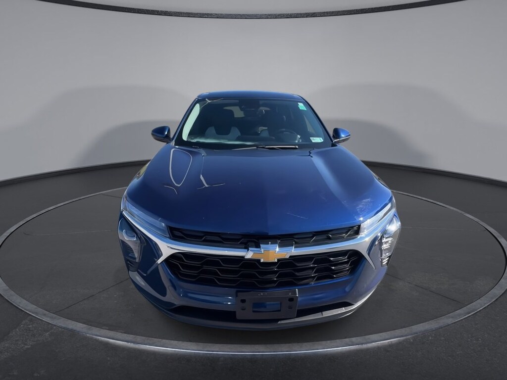 Used 2024 Chevrolet Trax LS FWD LS