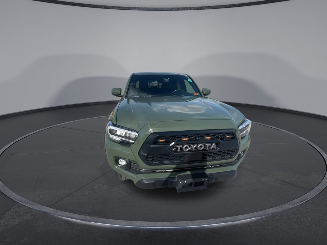 2021 Toyota Tacoma TRD 4x4 V6 photo 2