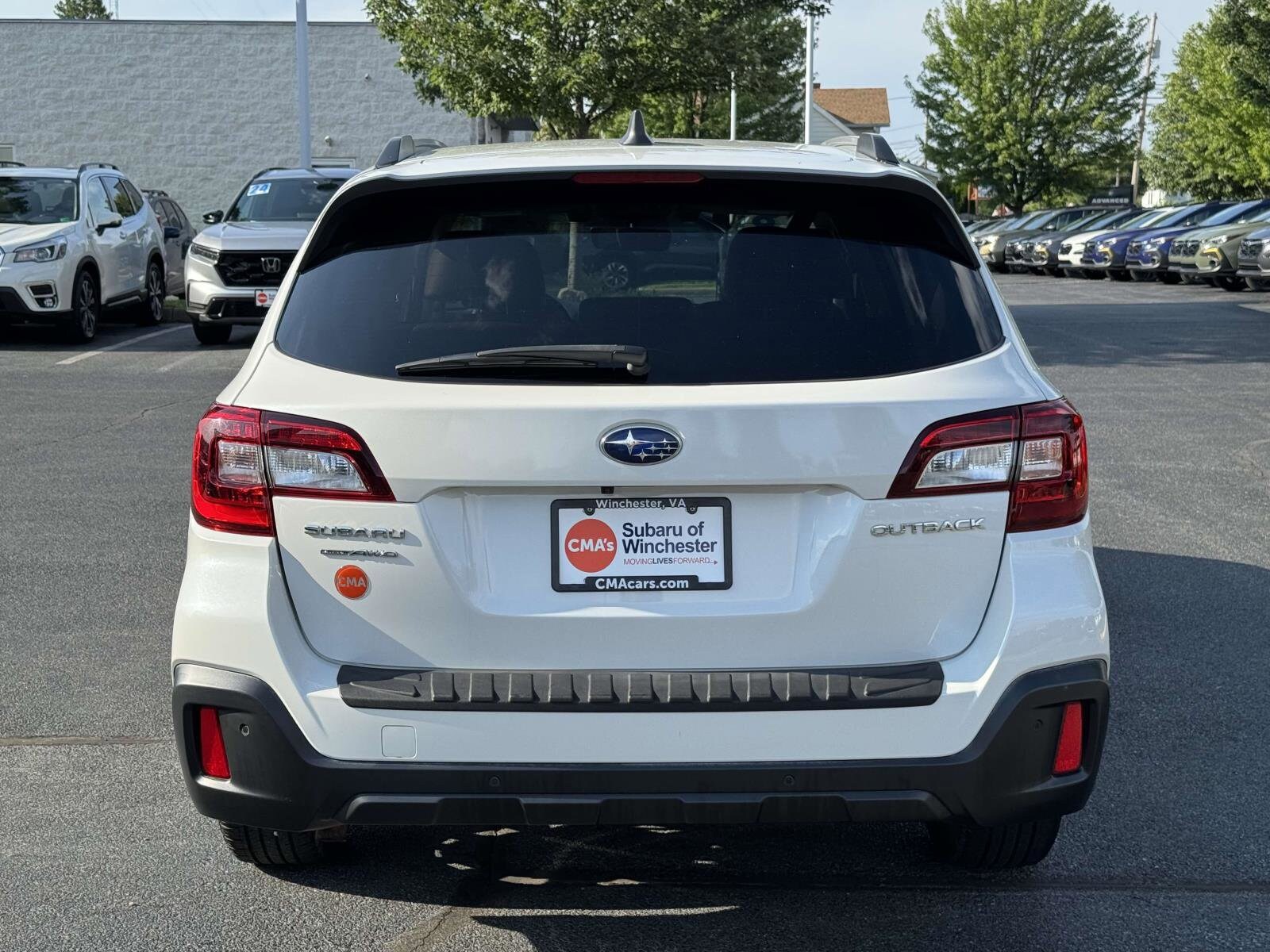 2018 Subaru Outback Sport photo 3