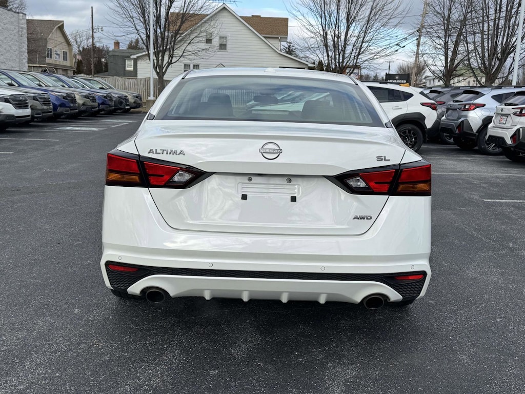Used 2024 Nissan Altima