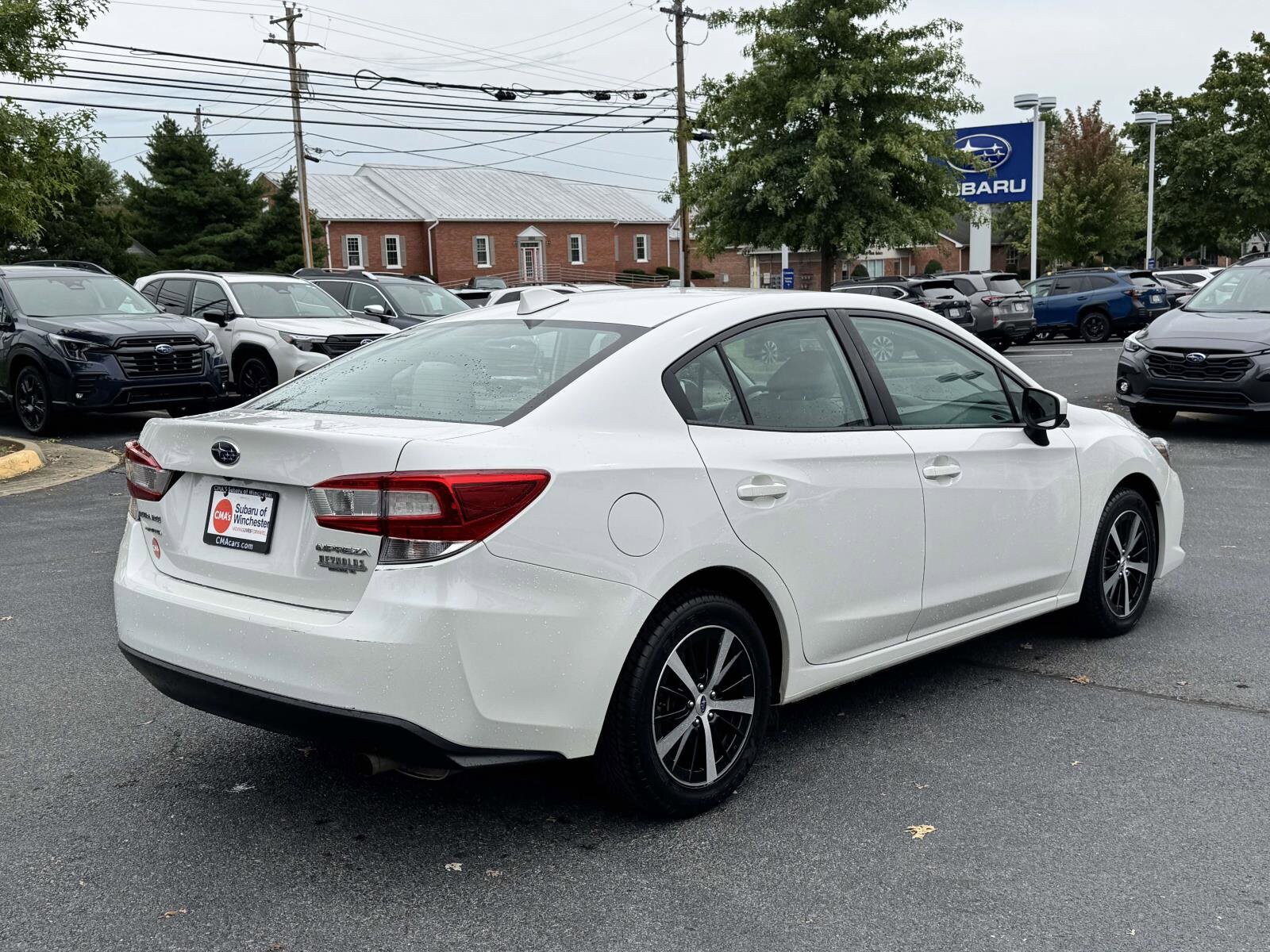 2021 Subaru Impreza L photo 2