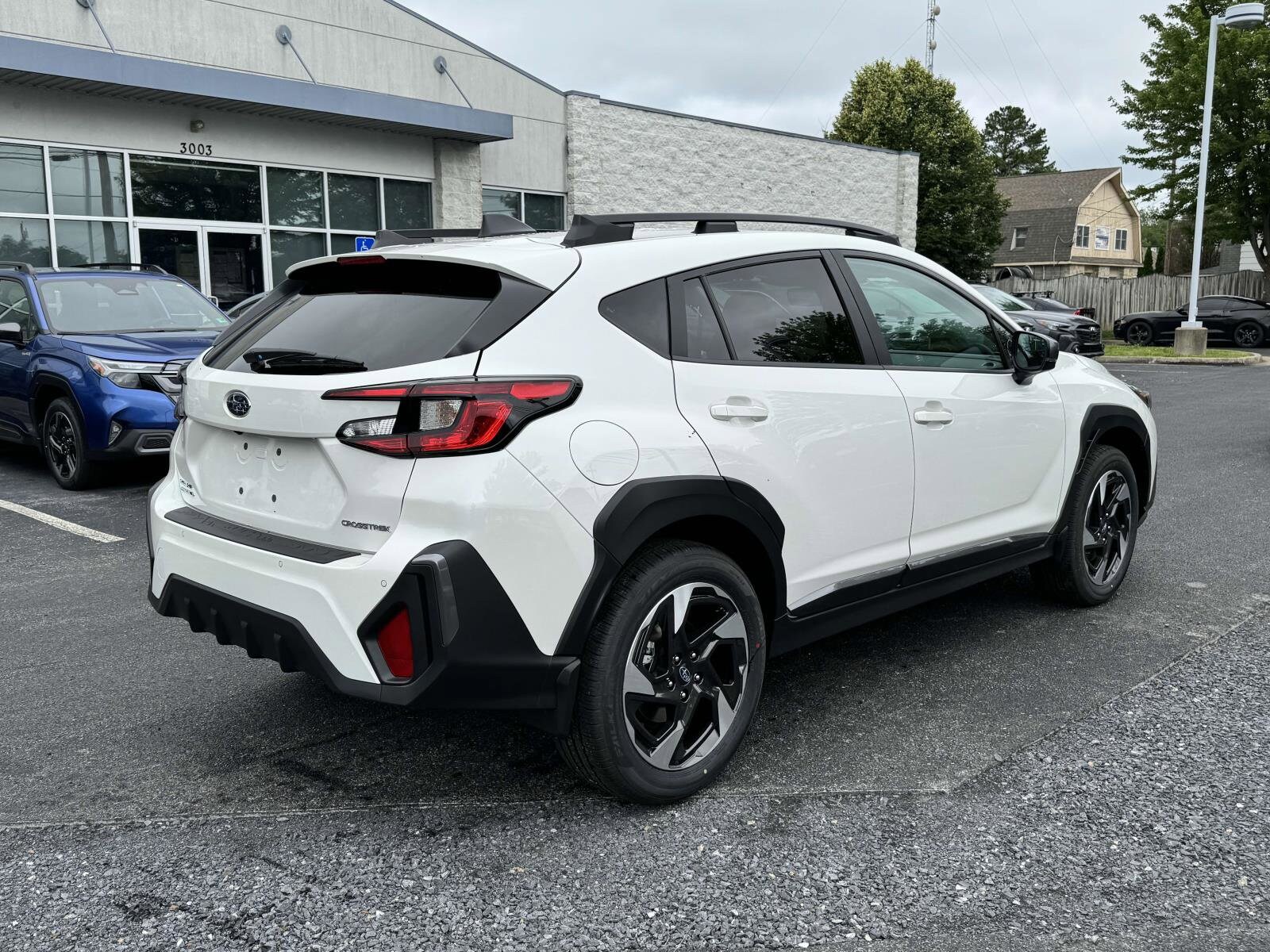 2025 Subaru Crosstrek Limited photo 2