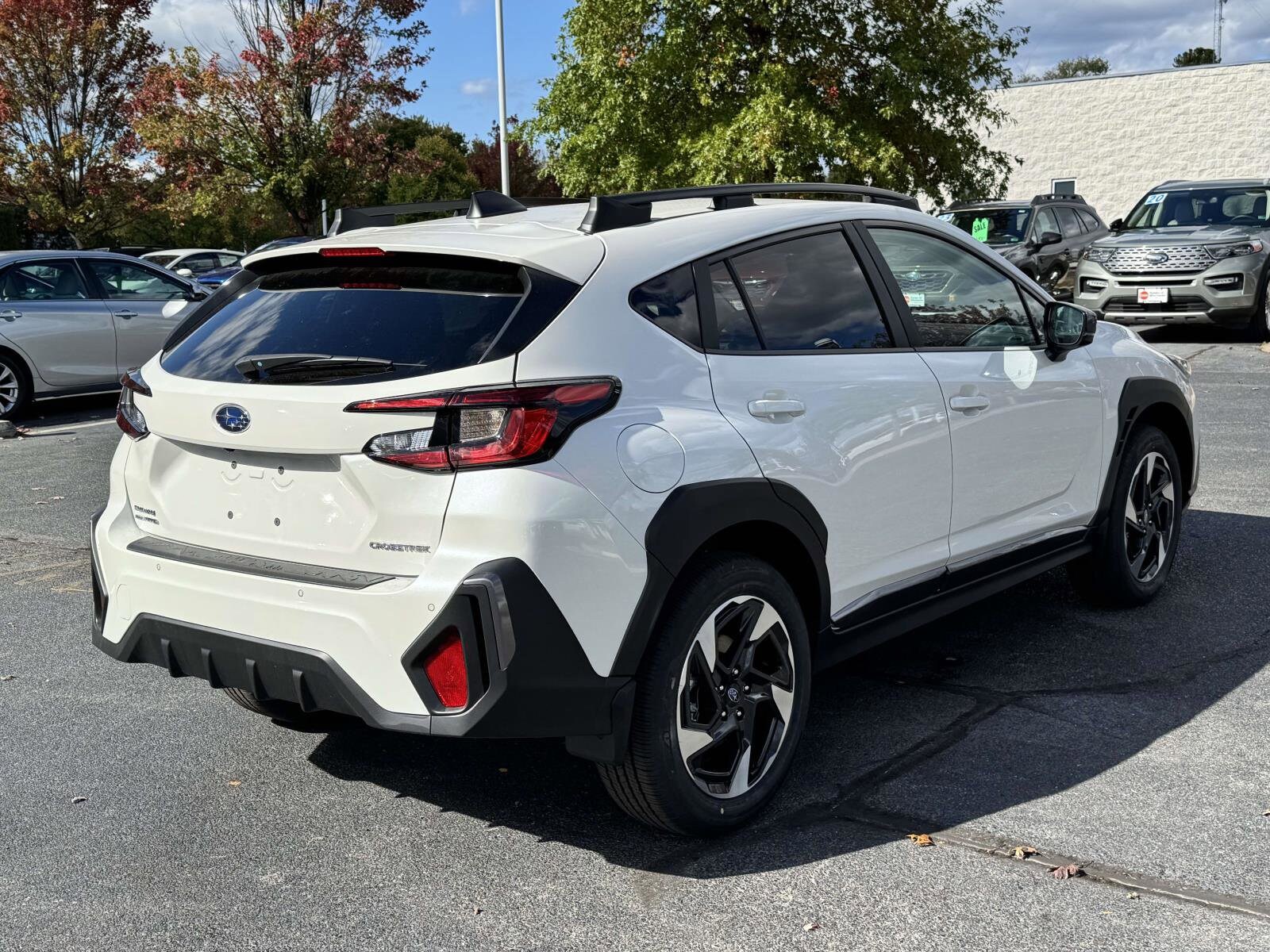 2025 Subaru Crosstrek Limited photo 2