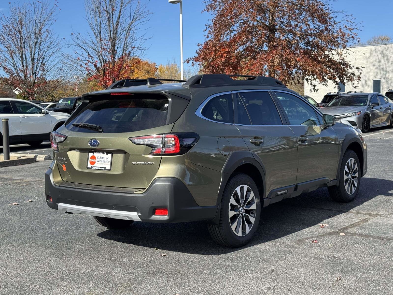 2025 Subaru Outback Limited photo 2