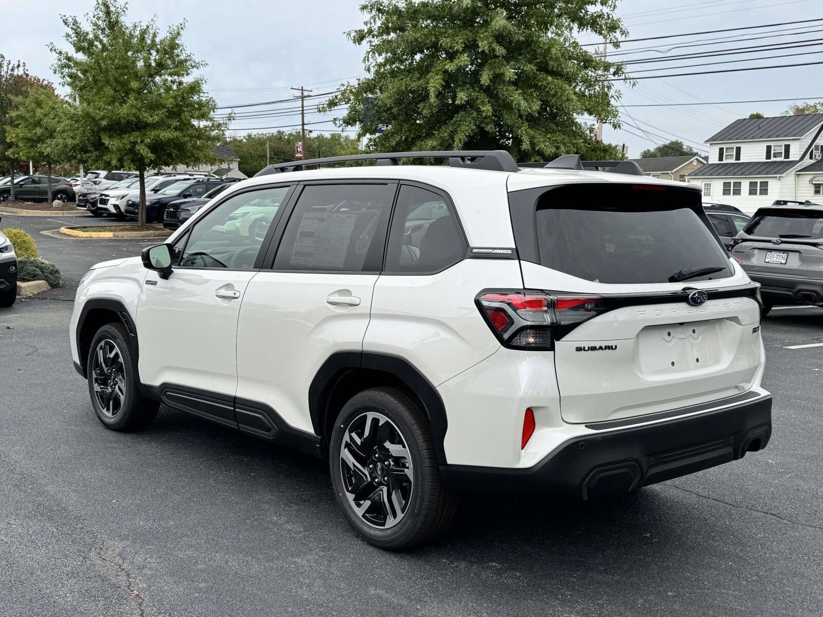 2025 Subaru Forester Limited photo 2