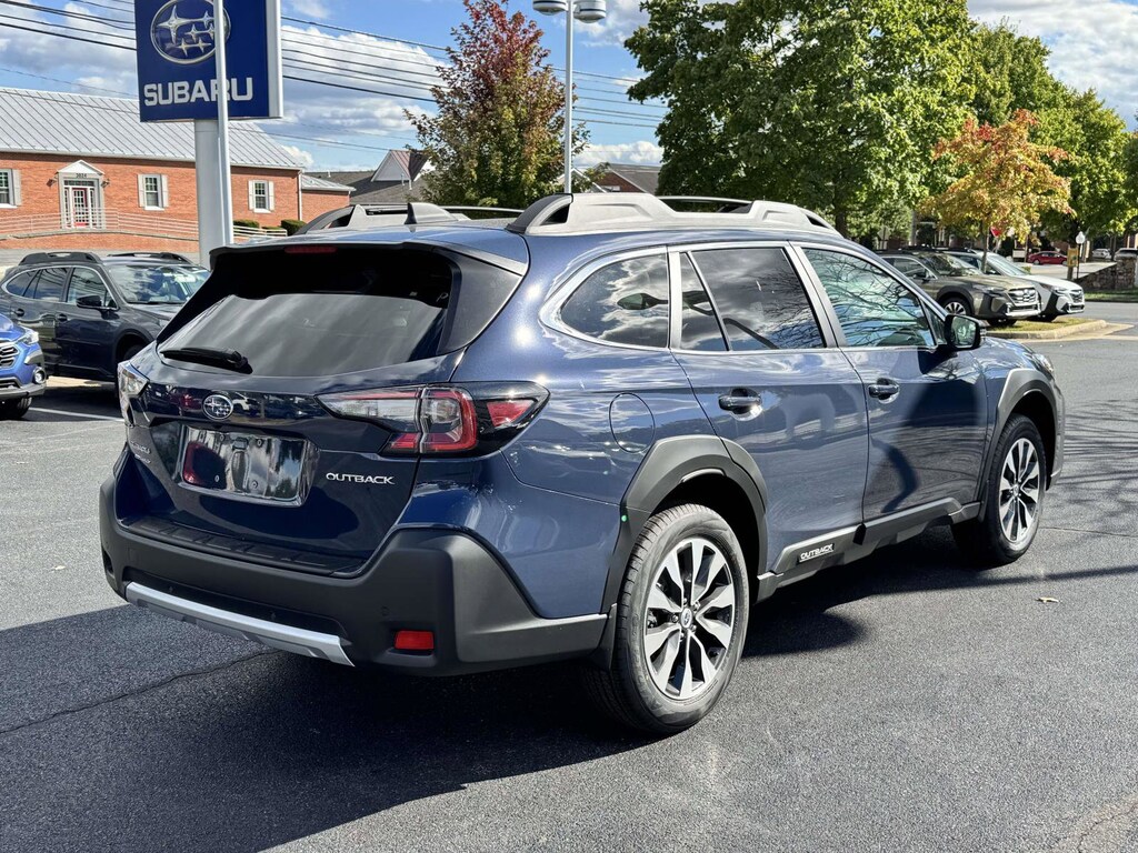 New 2025 Subaru Outback  SUV