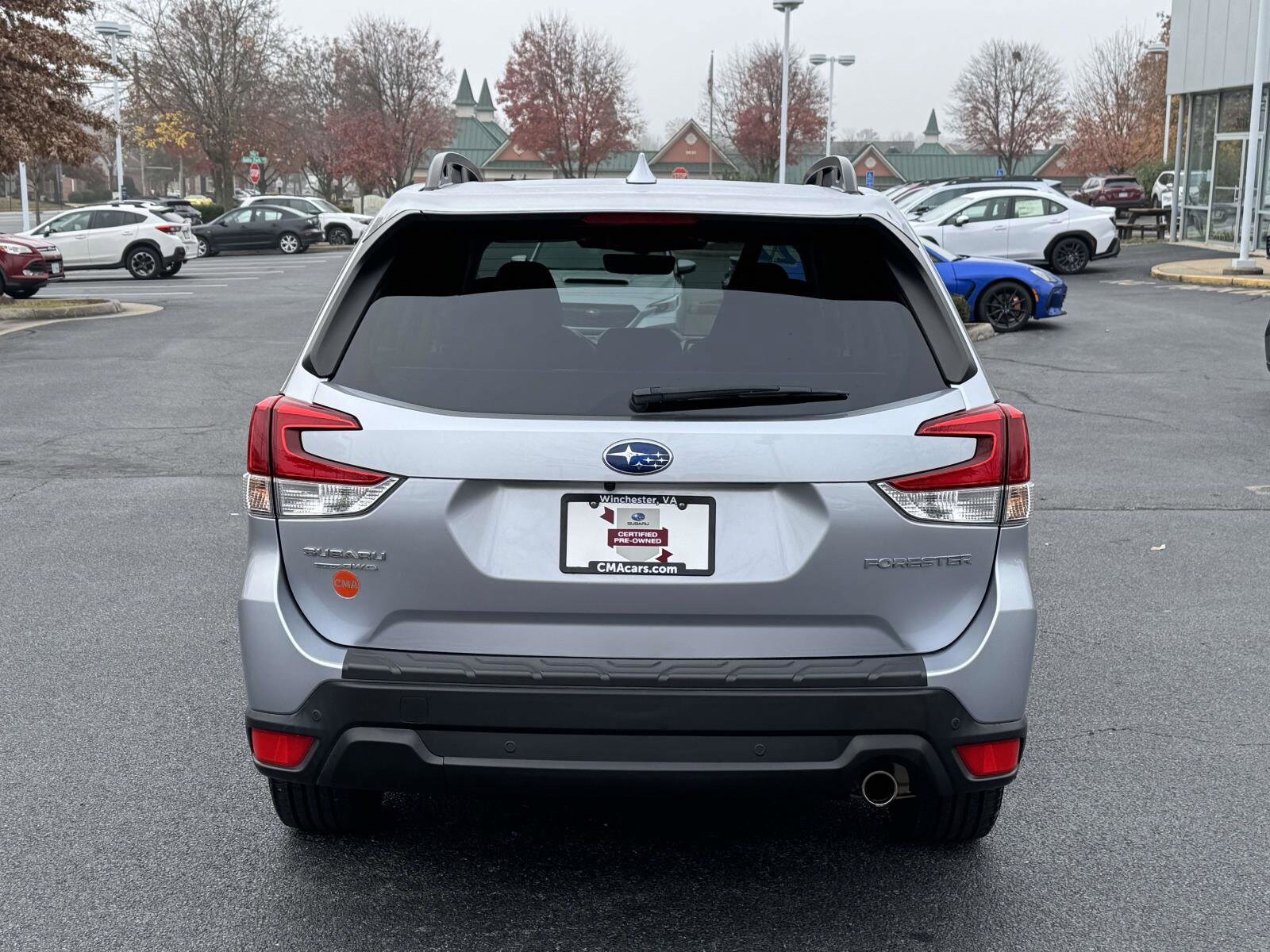 2022 Subaru Forester Limited photo 3