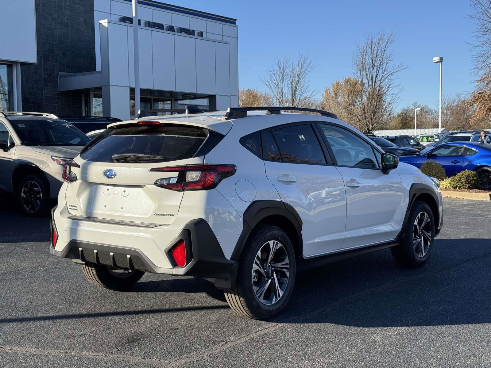 2025 Subaru Crosstrek Premium photo 2