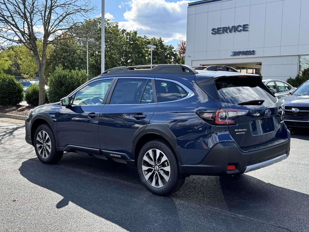 New 2025 Subaru Outback  SUV