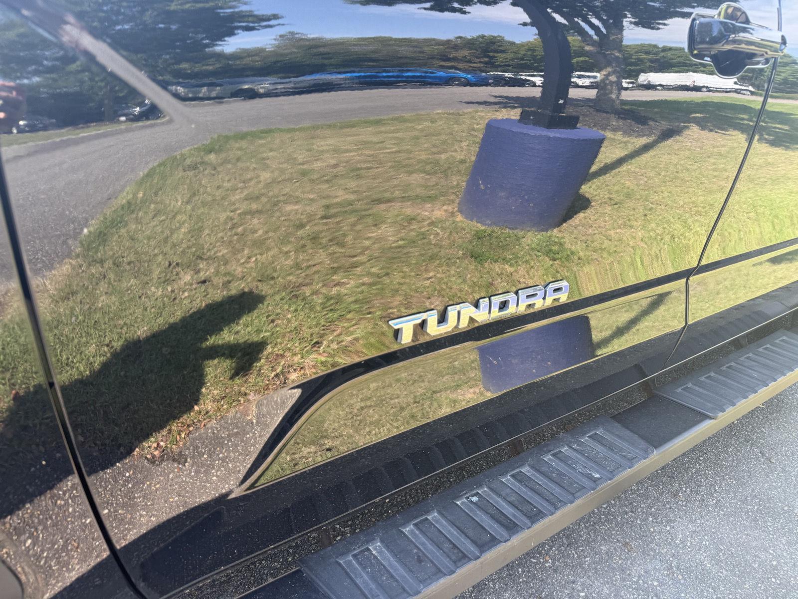 2023 Toyota Tundra SR5 CrewMax photo 4