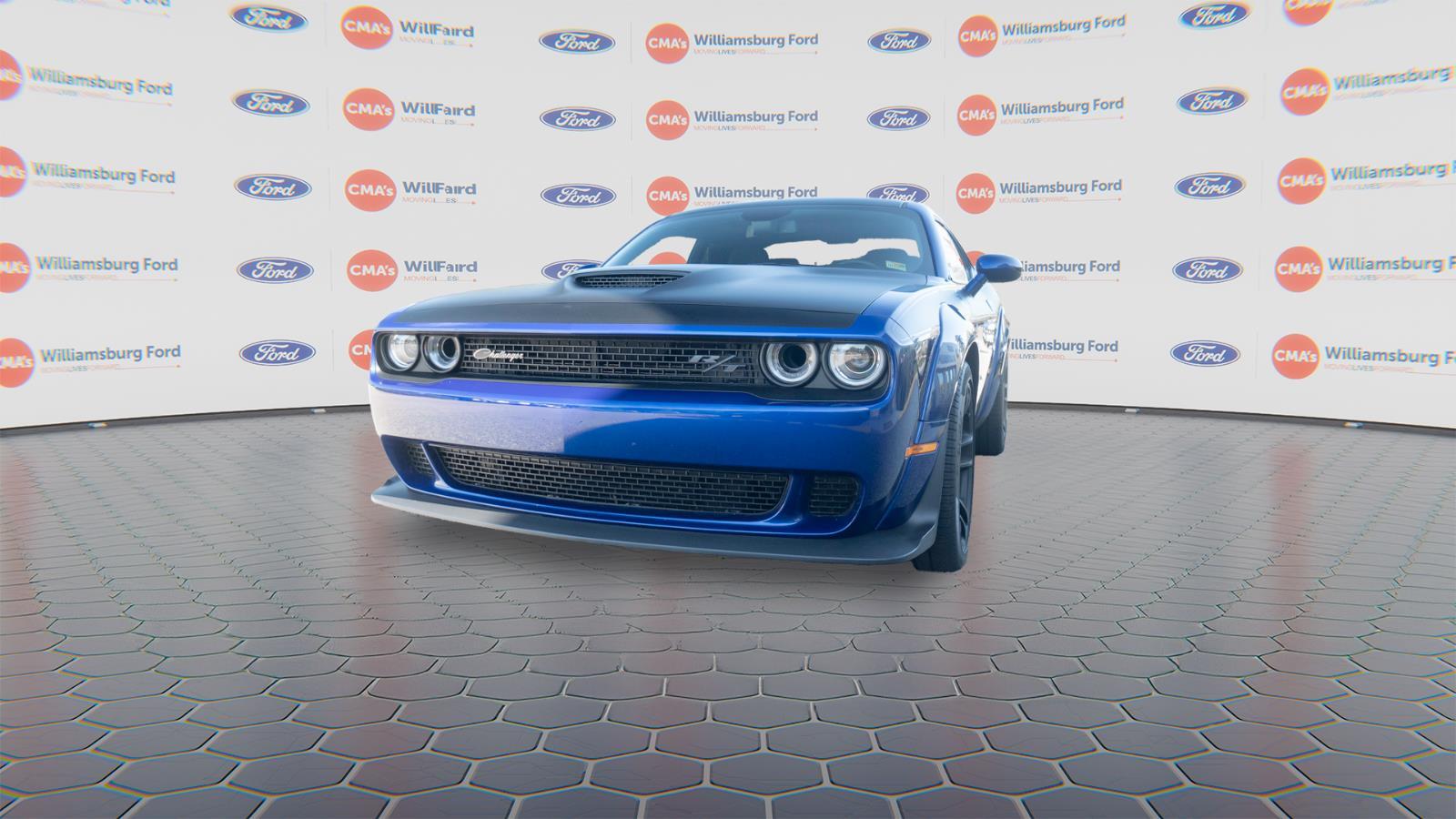 2022 Dodge Challenger R/T Scat Pack Widebody photo 2