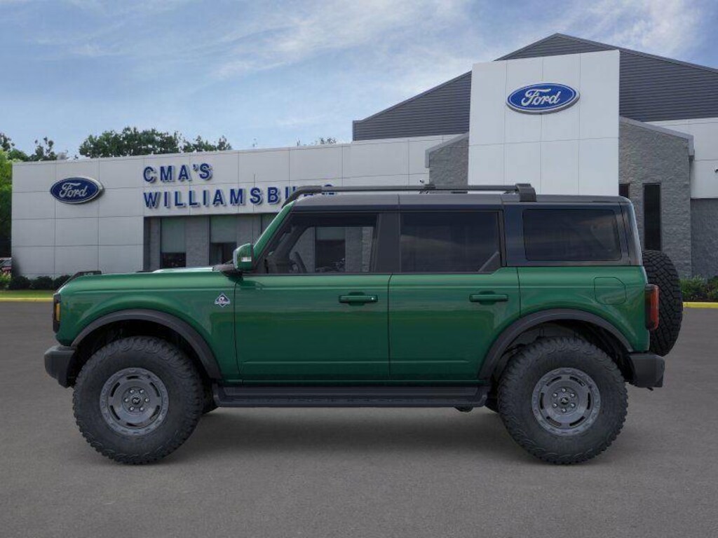 New 2025 Ford Bronco Outer Banks SUV