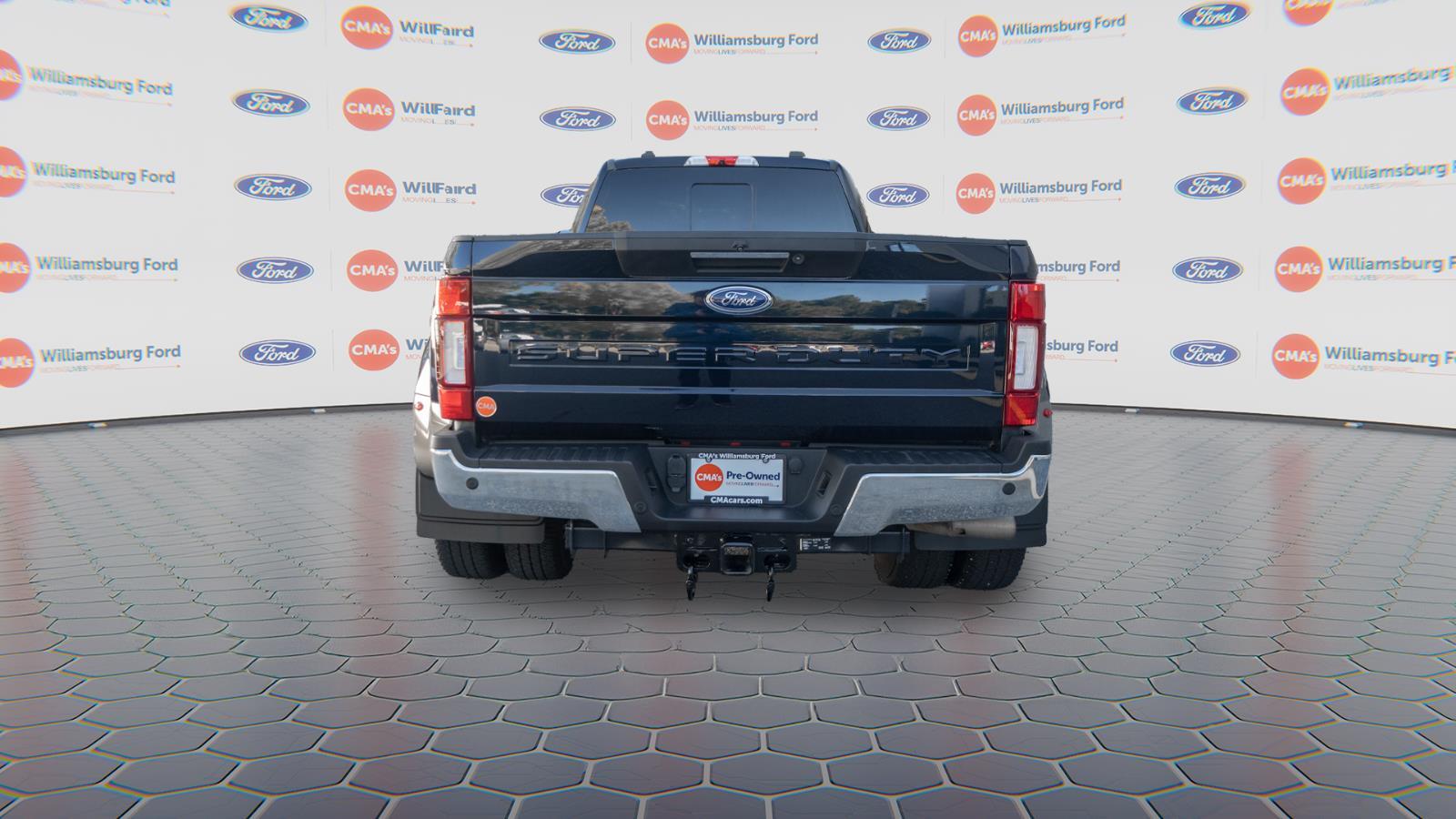2022 Ford F-350 Lariat photo 4