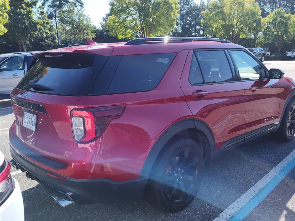 2020 Ford Explorer ST photo 3