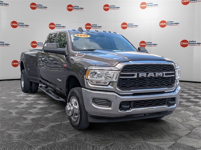 2021 Ram 3500 Tradesman photo 3