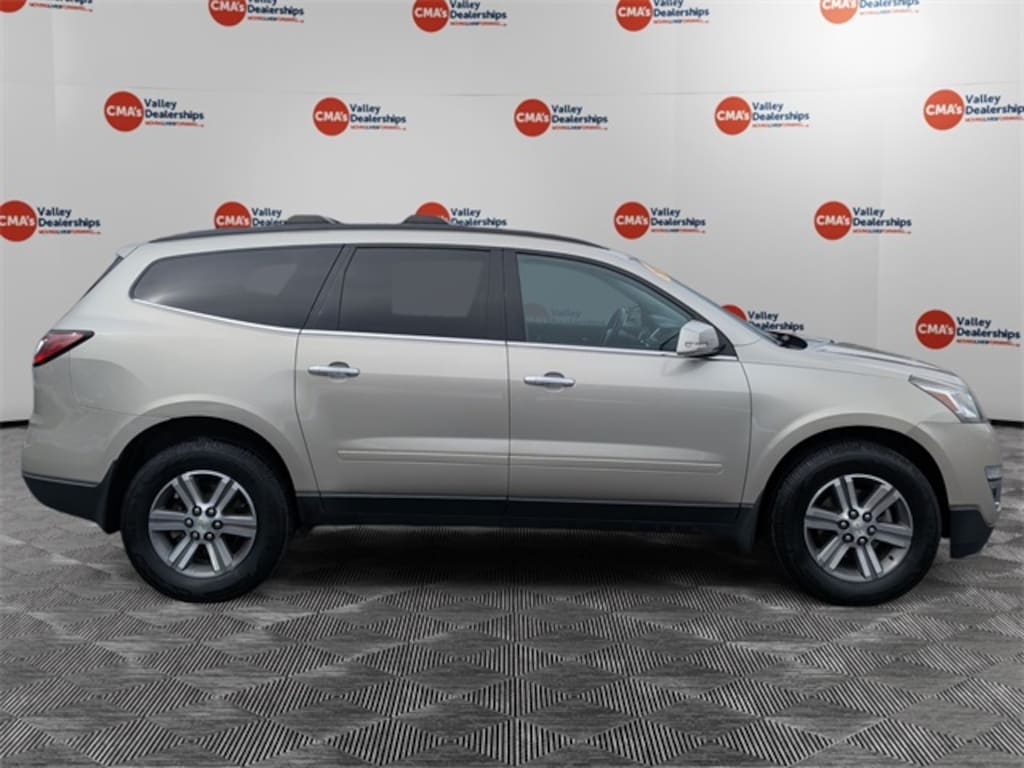Used 2017 Chevrolet Traverse 2LT SUV