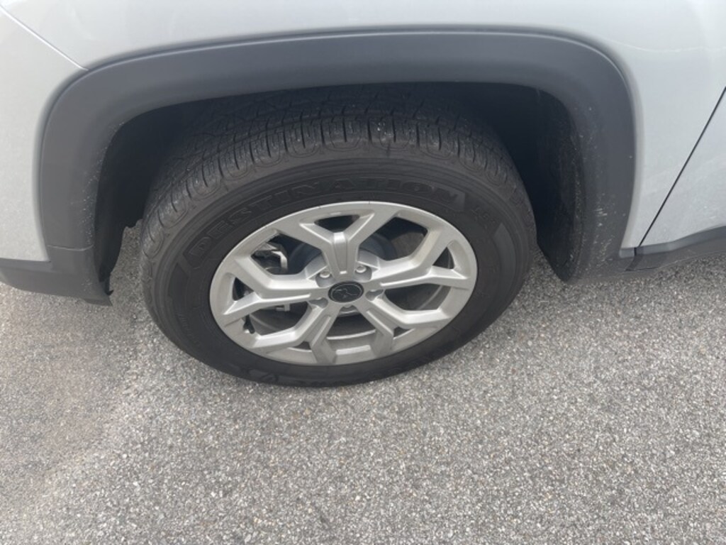 Used 2025 Jeep Compass For Sale at Carter Myers Automotive VIN