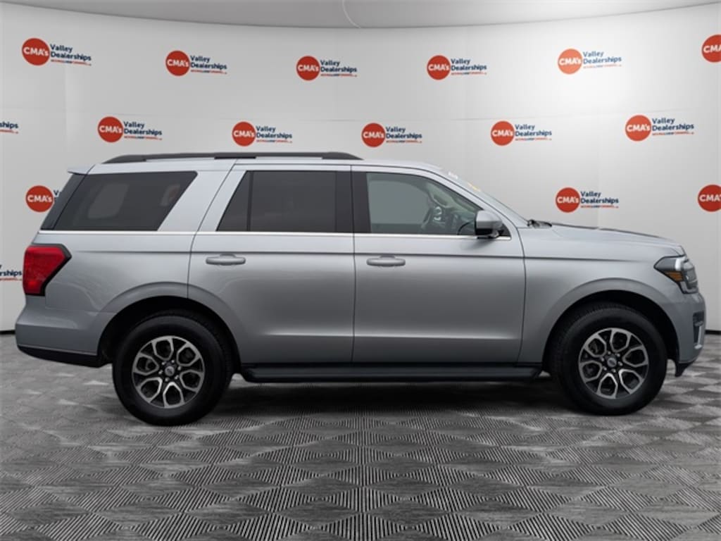 Used 2024 Ford Expedition XLT SUV
