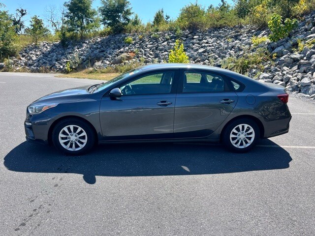 2021 Kia Forte FE photo 4