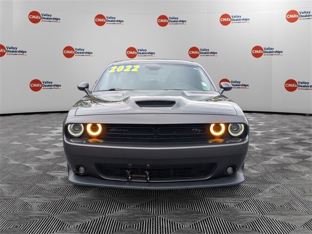 2022 Dodge Challenger R/T photo 2