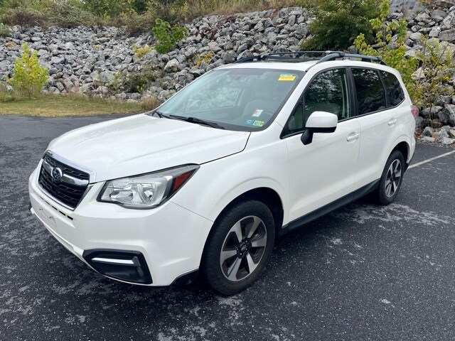 2017 Subaru Forester 2.5i photo 3