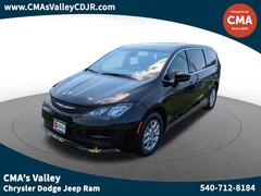 2025 Chrysler Voyager Van