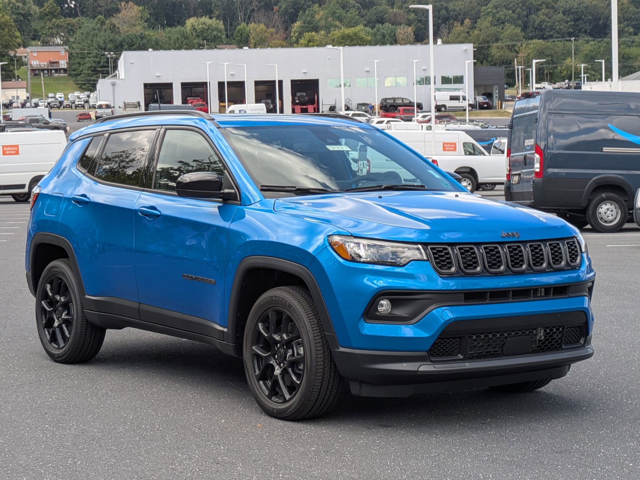 2025 Jeep Compass Latitude photo 3
