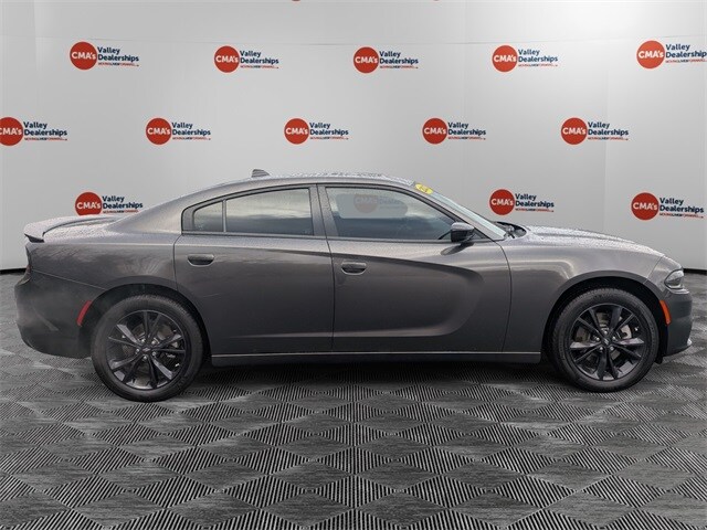 2023 Dodge Charger SXT photo 2