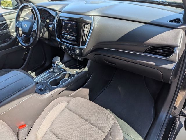 2022 Chevrolet Traverse 1LT - Photo 31