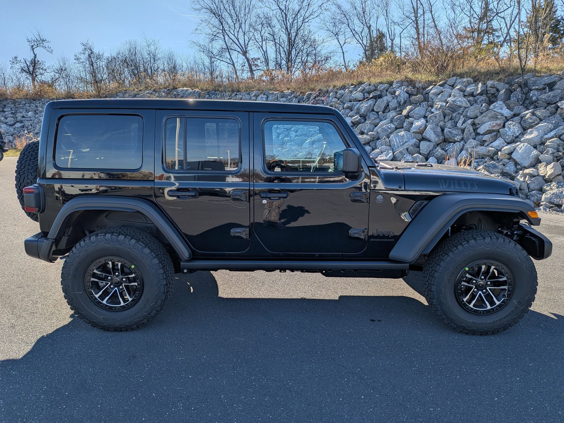 2026 Jeep Wrangler Willys photo 4