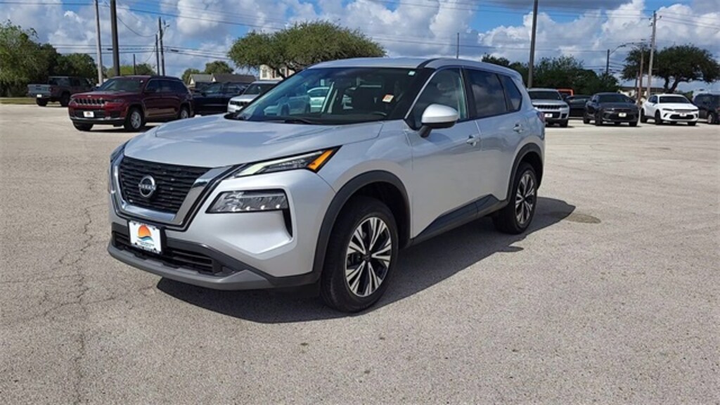 Used 2023 Nissan Rogue SV SUV