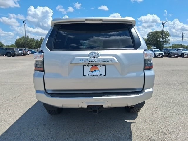 2024 Toyota 4Runner SR5 Premium photo 2