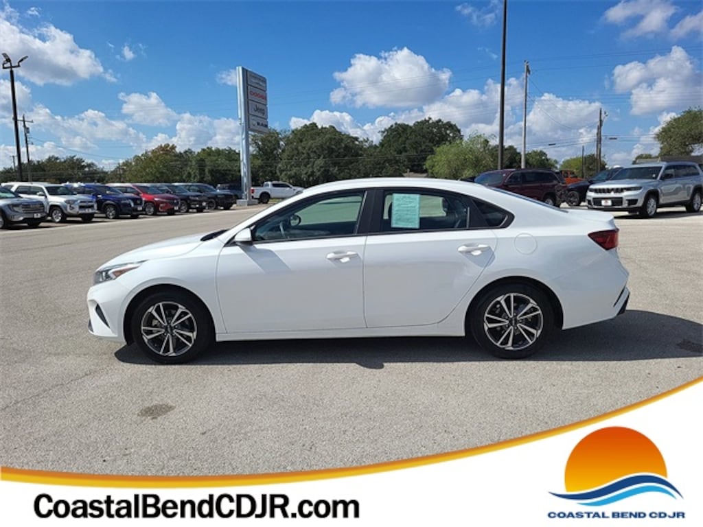 Used 2023 Kia Forte LXS Sedan