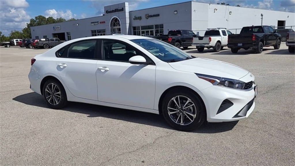 Used 2023 Kia Forte LXS Sedan