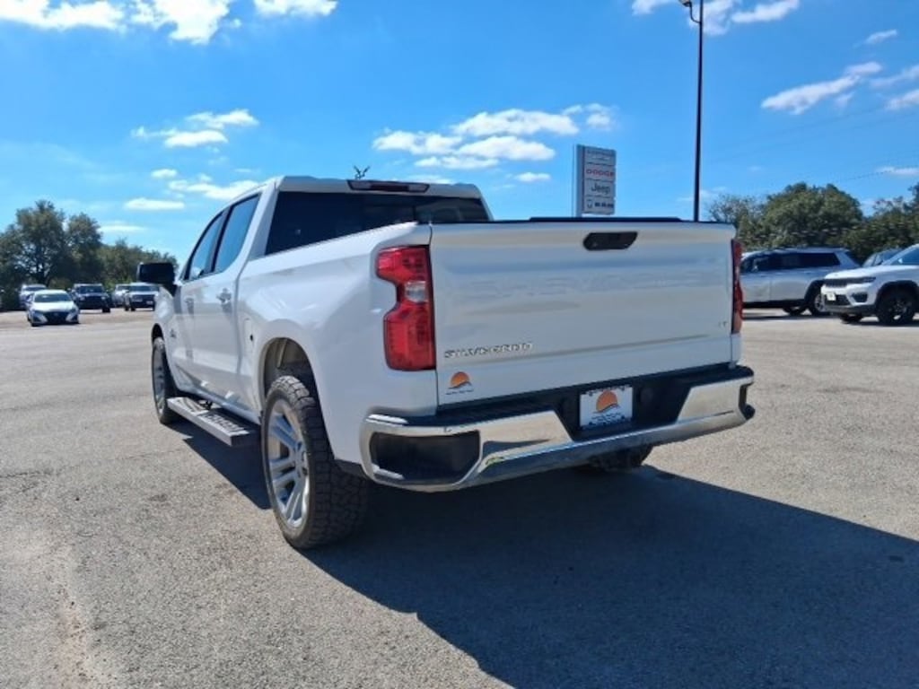 Used 2021 Chevrolet Silverado 1500 LT Truck