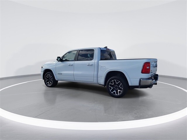 2025 Ram 1500 Laramie photo 4