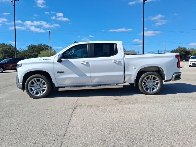 2021 Chevrolet Silverado 1500 LT Texas Edition photo 2