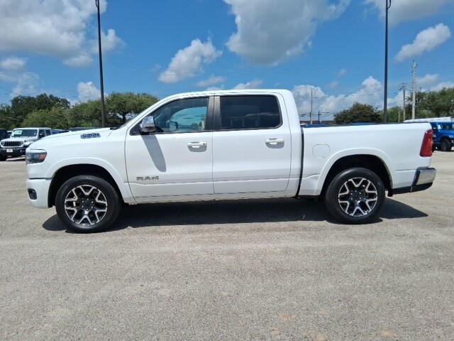 2025 Ram 1500 Laramie photo 2