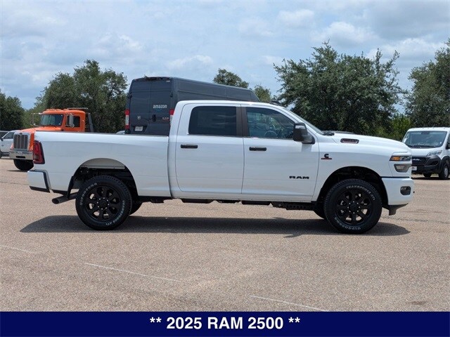 2025 Ram 2500 Big Horn photo 4